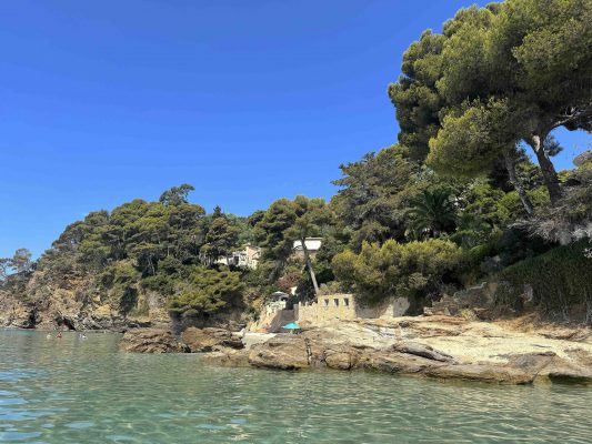 plage du Rayol à 5min en voiture de la Villa