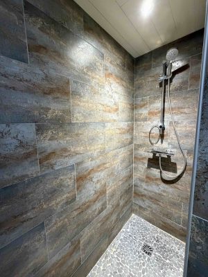 Salle eau 1er étage avec douche à l'italienne