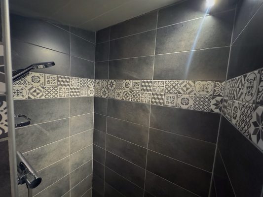 salle eau 2eme étage avec douche à l'italienne